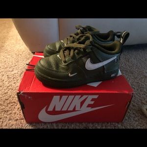 Preschool Nike sneakers